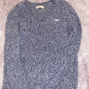 Hollister sweater
